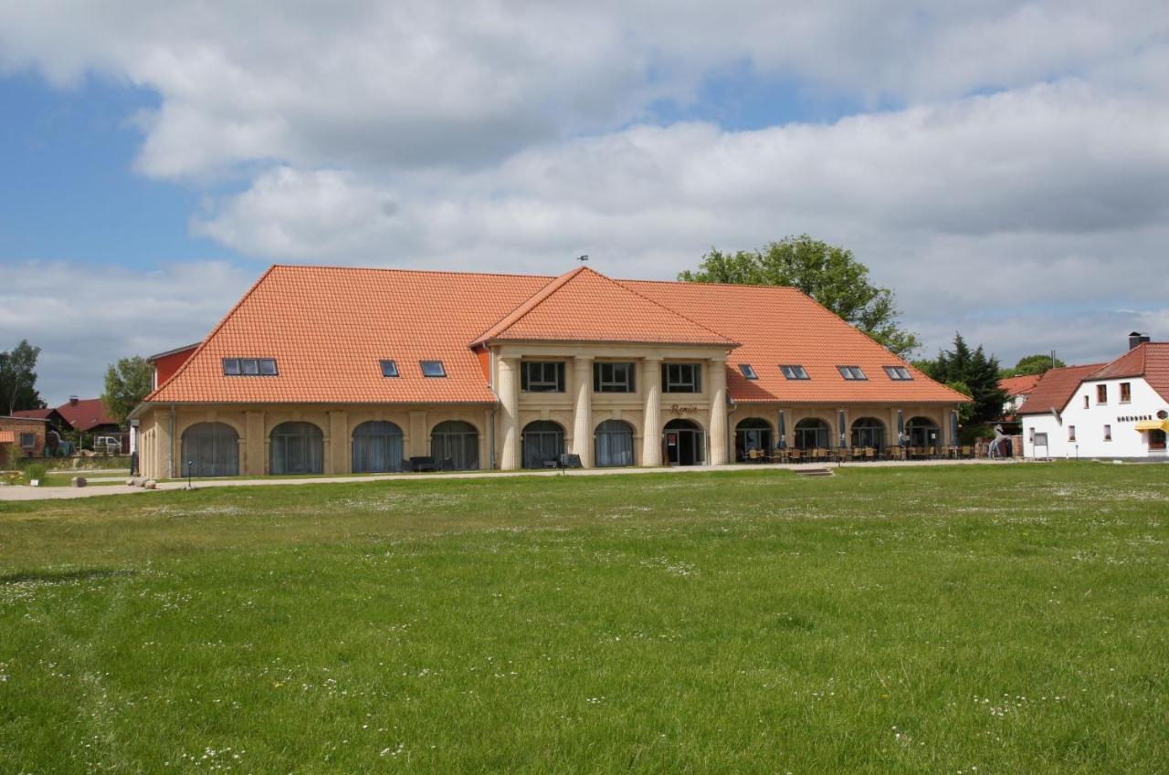 Die Remise Rembrandt Re-15 Stolpe auf Usedom Bagian luar foto
